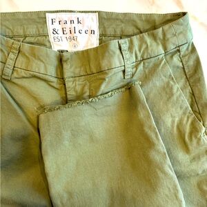 Frank & Eileen Wicklow 97%  cotton. Raw hem. Size 4